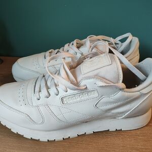 Reebok White Sneakers